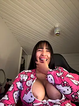 Snapshot of Anily_Lovely chatting on 10/01/25, 11:22 Anily Lovely online show from 10/01/25, 11:22