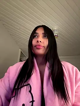 Snapshot of Anily_Lovely chatting on 10/11/25, 12:10 Anily Lovely online show from 10/11/25, 12:10