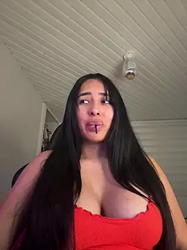 Snapshot of Anily_Lovely chatting on 10/29/25, 10:33 Anily Lovely online show from 10/29/25, 10:33