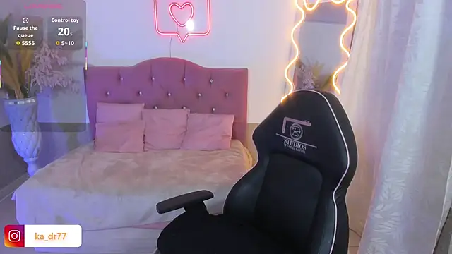 kendra tay online show from 02/21/26, 03:51