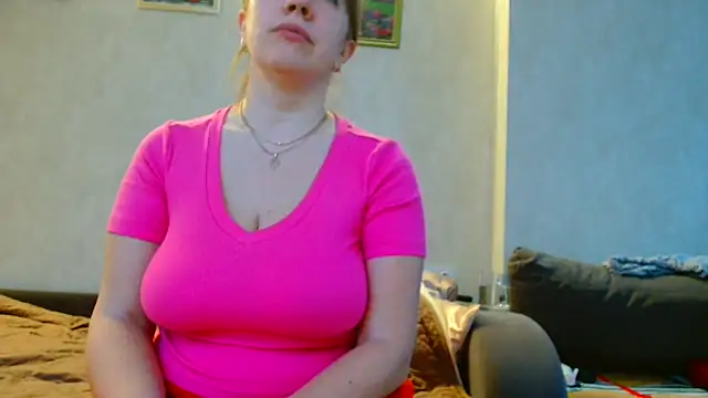 Brionia online show from 02/07/26, 02:32