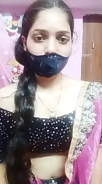 Snapshot of Cute-Simmi chatting on 12/04/24, 12:36 Cute-Simmi online show from 12/04/24, 12:36