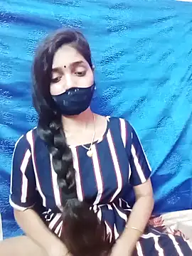 Snapshot of Cute-Simmi chatting on 01/19/25, 03:42 Cute-Simmi online show from 01/19/25, 03:42