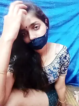 Snapshot of Cute-Simmi chatting on 01/28/25, 03:25 Cute-Simmi online show from 01/28/25, 03:25