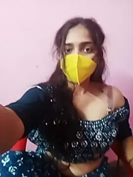 Snapshot of Cute-Simmi chatting on 12/15/25, 05:44 Cute-Simmi online show from 12/15/25, 05:44