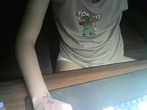 Ryan67533 online show from 04/15/26, 07:48