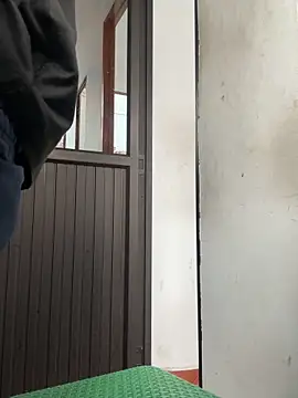 Snapshot of Daddyrich_632 chatting on 12/13/25, 09:53 Daddyrich 632 online show from 12/13/25, 09:53