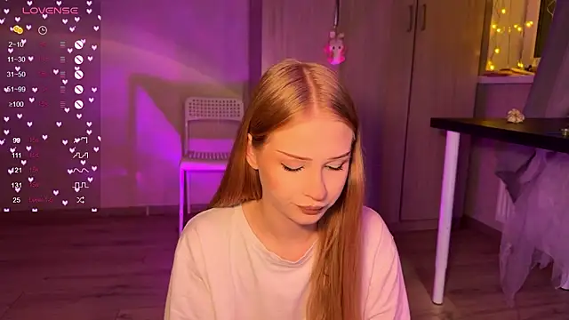 lisa barbie online show from 02/13/26, 06:37