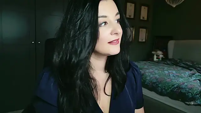 flatwhite0 online show from 12/18/25, 12:11