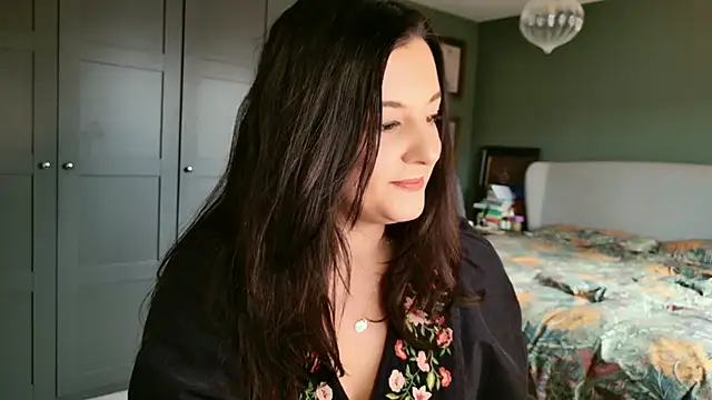 flatwhite0 online show from 02/02/26, 12:15