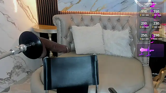 MAEVE BOOBS online show from 11/25/25, 12:54