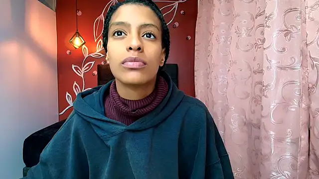 Zia Green online show from 12/18/24, 12:07