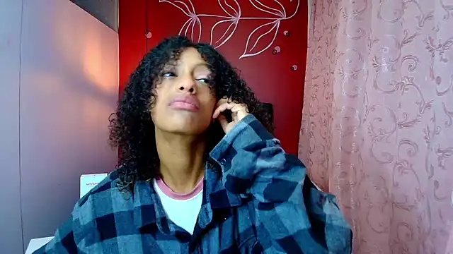 Zia Green online show from 02/22/25, 12:19