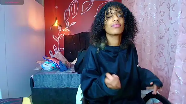 Zia Green online show from 03/06/25, 12:09