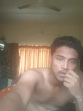 Snapshot of mark_2431 chatting on 10/01/25, 05:13 mark 2431 online show from 10/01/25, 05:13
