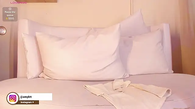 Amy Kiitty  online show from 01/17/25, 11:51