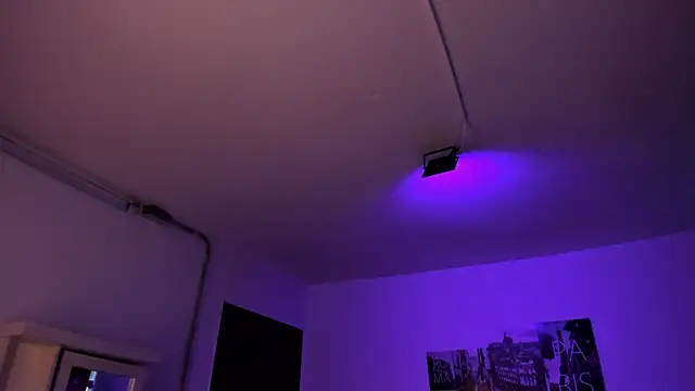 Amy Kiitty  online show from 12/17/25, 01:28