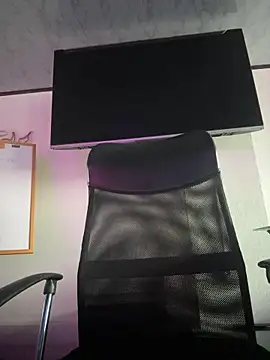 Amy Kiitty  online show from 05/26/26, 01:07