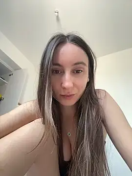viviandaimond1 online show from 05/13/26, 08:55