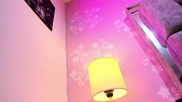 KarinaSimonz online show from 04/06/26, 02:53