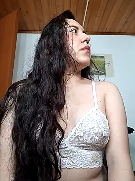 Emi chik online show from 01/18/26, 09:57