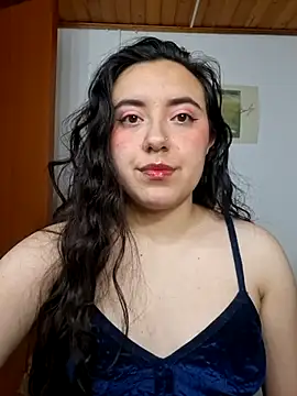 Emi chik online show from 02/25/26, 12:15