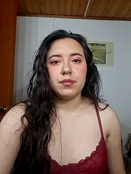 Emi chik online show from 04/04/26, 10:24