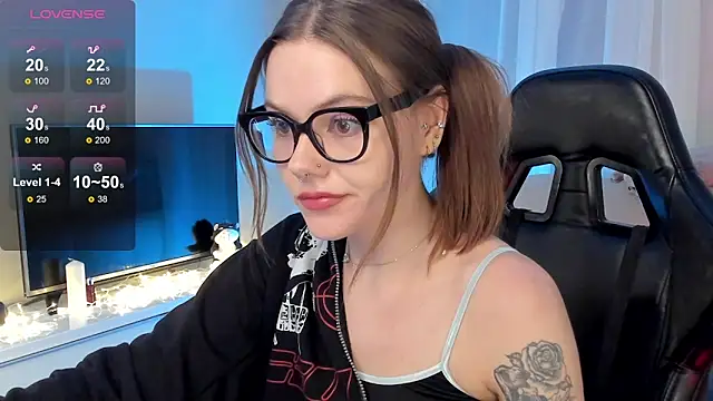 Marta May  online show from 01/18/25, 08:40