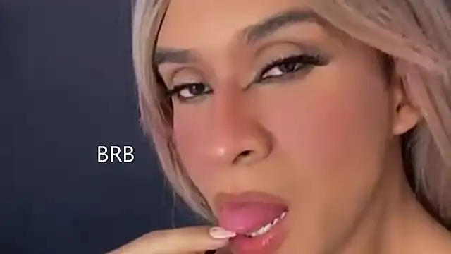 Snapshot of _JaaconLeon_ chatting on 01/11/25, 01:01 JaaconLeon online show from 01/11/25, 01:01