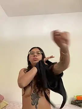 Argentiiniita online show from 12/08/24, 08:47