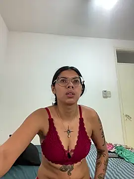 Argentiiniita online show from 02/02/25, 01:41