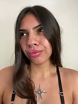 Argentiiniita online show from 02/07/25, 09:15