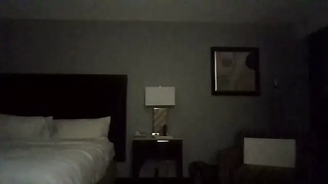 Snapshot of Youcunn chatting on 12/21/25, 10:55 Youcunn online show from 12/21/25, 10:55