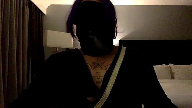 Youcunn online show from 04/12/26, 09:36