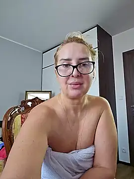 Snapshot of MariaRichi_ chatting on 03/16/25, 07:59 MariaRichi online show from 03/16/25, 07:59