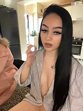 Snapshot of Gya_Rue chatting on 03/05/25, 12:22 Gya Rue online show from 03/05/25, 12:22