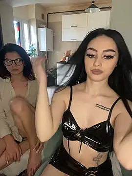 Snapshot of Gya_Rue chatting on 03/17/25, 01:39 Gya Rue online show from 03/17/25, 01:39