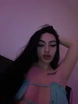 Gya Rue online show from 12/17/25, 09:32