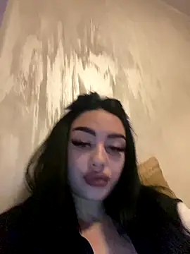 Gya Rue online show from 12/19/25, 08:49