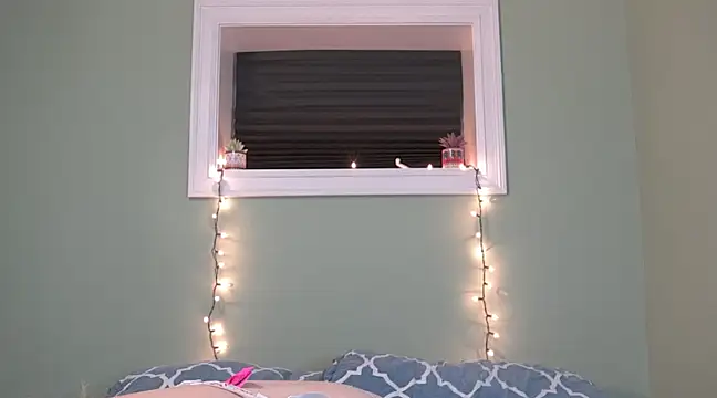 SummerLovingXoXo online show from 12/30/24, 10:45