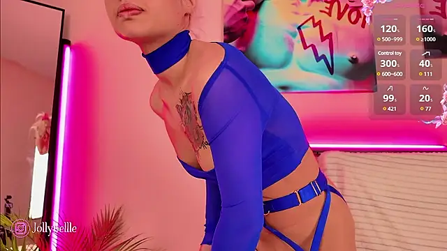 Snapshot of jolly_bellle chatting on 12/07/24, 01:58 jolly bellle online show from 12/07/24, 01:58