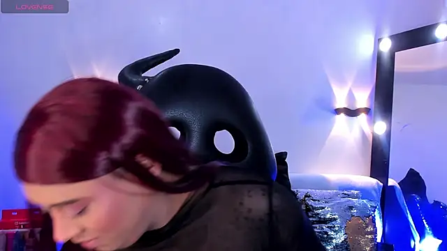 Emili Roux online show from 04/15/26, 10:11