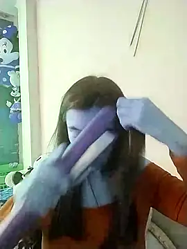Snapshot of hailey85 chatting on 03/08/25, 09:29 hailey85 online show from 03/08/25, 09:29