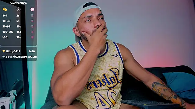 maximusclark1 online show from 03/02/25, 09:54