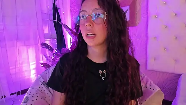 sadashi moon  online show from 03/06/25, 12:32