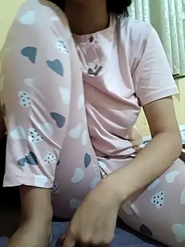 Snapshot of yasima-39 chatting on 10/15/25, 12:27 yasima-39 online show from 10/15/25, 12:27