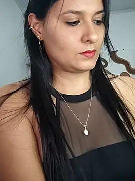 elena jonees online show from 11/25/25, 07:58