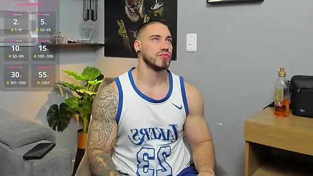 Giorgio-Leone online show from 11/25/25, 05:46