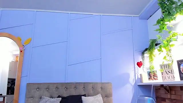 nathalie rossel online show from 10/16/25, 07:04