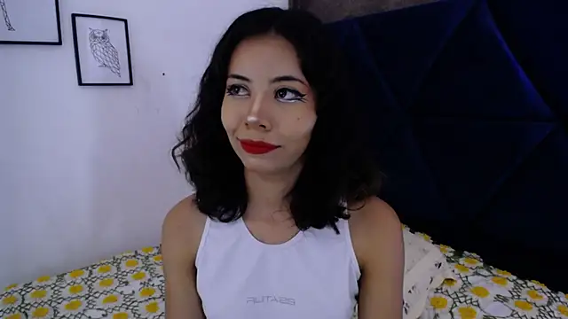 Akane Uwu online show from 10/08/25, 04:04